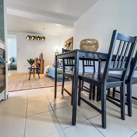 Le Gite 2 - T2 Spacieux, Ideal 4 Voyageurs, Confort Malause Exterior photo
